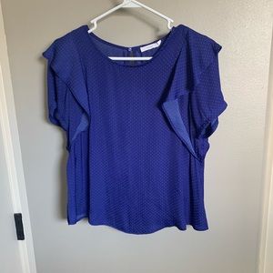 Lush blue top with flowy sleeves